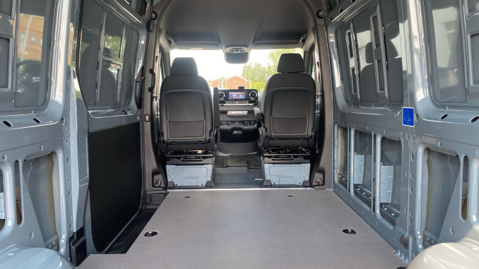 Mercedes-Benz Sprinter 319Cdi L2 Diesel Awd 3.5t H2 Pro Van 9G-Tronic - Image 25